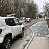 Positiv bewertete Verkehrsplaner Robert Wenzel die neuen Bushaltestellen in der Uhlandstraße, die eine dämpfende Wirkung auf den Verkehr ...