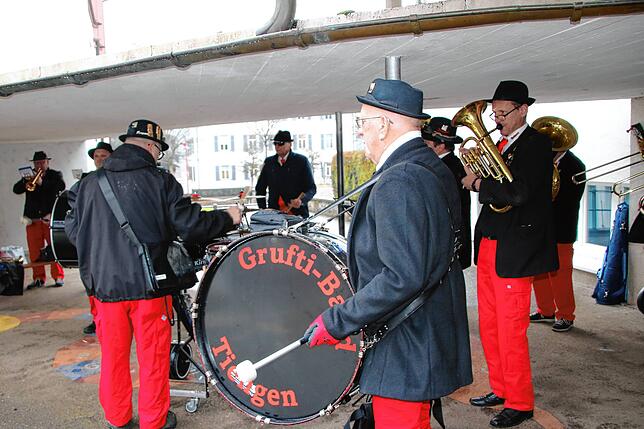 Bild 27: Fasnacht 2025: So lebendig war der Wecken in Tiengen am Schnutzigen Donnerstag - Die besten Bilder!