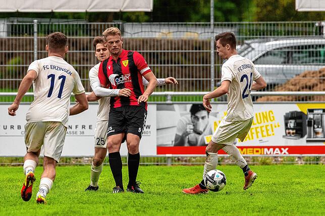 Bild 9: FSV Rheinfelden gewinnt Bezirksderby gegen den FC Erzingen mit 5:1 &ndash; und wir haben Bilder!
