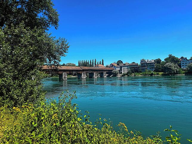 „Schöner Blick auf die Holzbrücke“: Mit der Zeigmal-App kann man Bad Säckingen entdecken.