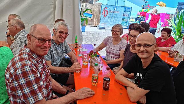 Bild 6: Bilder vom Dorffest: Bestes Wetter und beste Stimmung beim Dorffest in Limpach im Deggenhausertal
