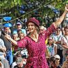 Akrobatik und Poesie vereinen sich in der Altstadt: Maria die Gauklertochter begeistert 2018.