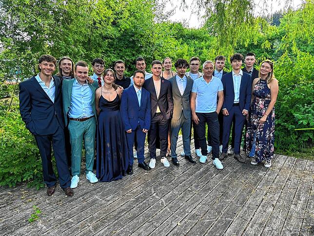 Die Klasse TGM (Technisches Gymnasium, Profil Mechatronik): Matilda Berchtold, Philipp Biller, Jessica Erber, Noël Felsche, Linus ...