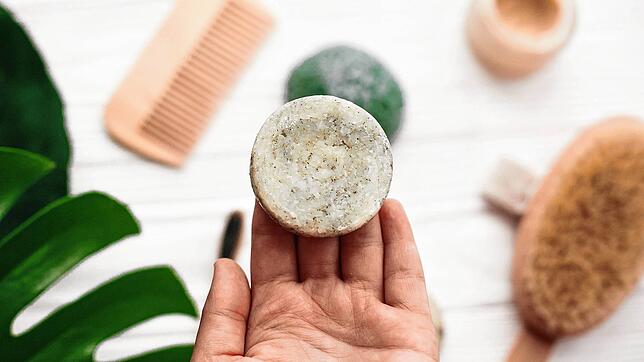 Haarseife gilt derzeit als das Trendprodukt der Naturkosmetikbranche.