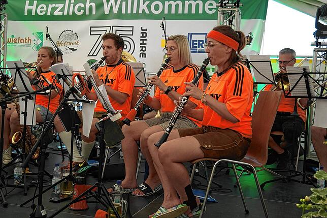 Bild 5: Bilder vom Fest zum 75-jährigen Bestehen des SV Oberteuringen