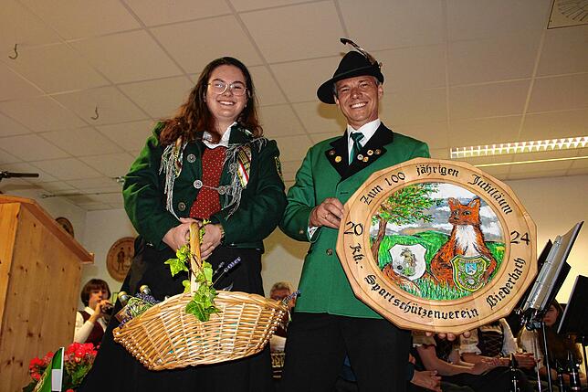 Bild 9: 100 Jahre Schützenverein Seelfingen: Alle Bilder zur Jubiläumsparty
