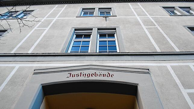 Das Landgericht Waldshut-Tiengen hat zwei Männer wegen groß angelegtem Drogenhandel verurteilt.