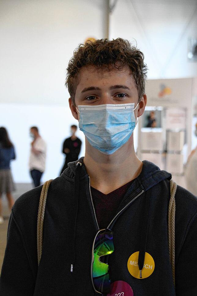 Marius Gromann aus Waldshut-Tiengen hat die Schule abgeschlossen und sucht auf der Messe nach Praktika um sich beruflich zu orientieren.