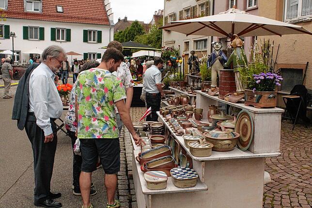 Bild 12: Töpfermarkt begeistert trotz kühler Witterung am Sonntag