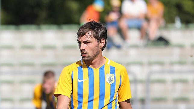 Christian Jeske, Spielertrainer des FC Singen, muss in Kuppenheim die dritte Niederlage hintereinander quittieren.