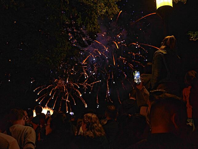 Bild 12: Bilder vom Feuerwerk beim Seehasenfest