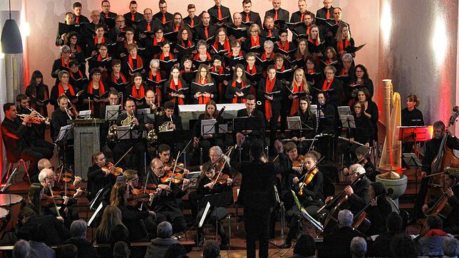 Der Kirchenchor Rast-Bichtlingen probt seit Wochen für das große Konzert am Palmsonntag, 2.&nbsp;April, in der Abteikirche in Beuron mit ...