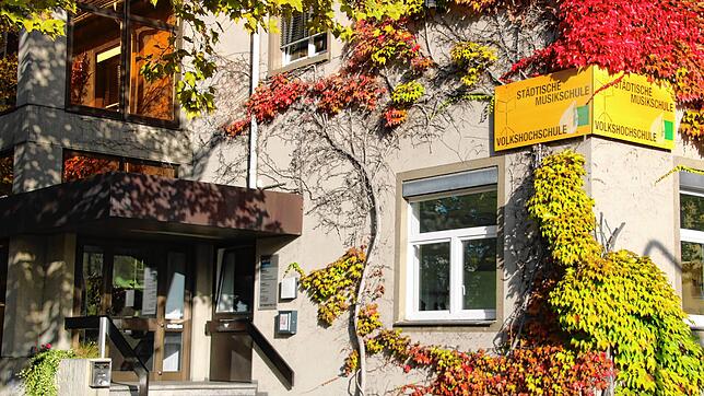 Die städtische Musikschule in Radolfzell. Für erwachsene Schüler werden hier im Bereich des Gruppenunterrichts neue Angebote eingeführt.