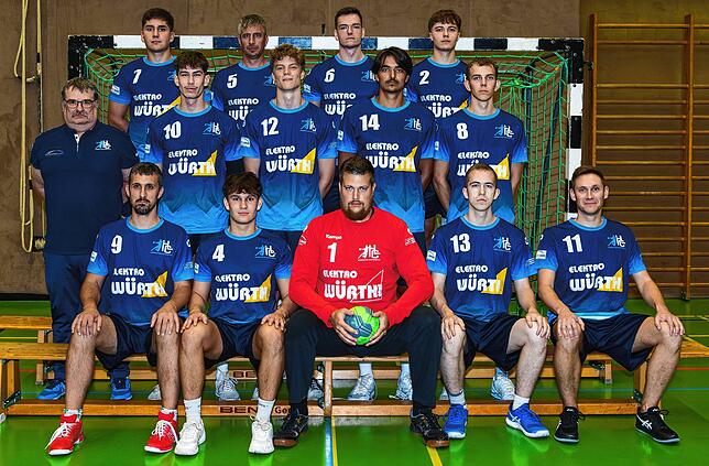 Mannschaft des HC Lauchringen. Hinten von links: Felix Maak, Martin Lampart, Jan Baumgartner und Fabian Steinert. Mitte von links: ...
