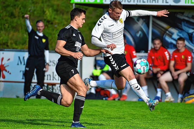 Bild 41: FSV Rheinfelden gewinnt Landesliga-Derby beim VfR Bad Bellingen mit 2:1 &ndash; und wir haben die Bilder!