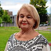 Rita Maximilian, Tiengen