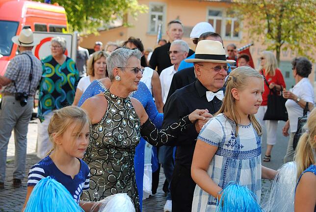 Bild 50: Bilder vom Jubiläumsumzug der 550. Waldshuter Chilbi mit 2000 Teilnehmern