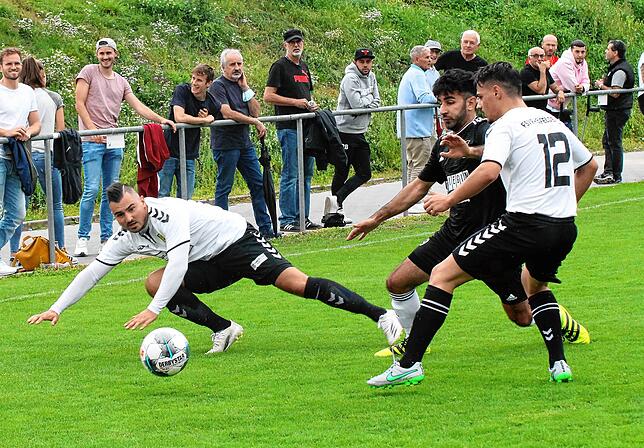 Bild 4: Bittere Niederlage für FSV Rheinfelden beim VfR Bad Bellingen &ndash; und wir haben Bilder!