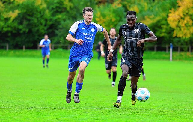 Bild 13: Unsere Bildergalerie vom Derbysieg des FC Radolfzell in der Landesliga gegen den VfR Stockach