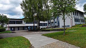 Die Schlüchttal-Schule ist mehrfach mit dem Boris-Siegel ausgezeichnet und hat sich als gute Bildungseinrichtung in Ühlingen-Birkendorf ...