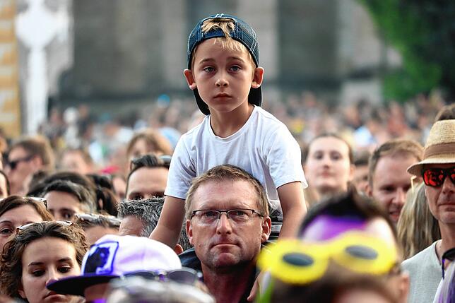 Bild 5: Fäaschtbänkler begeistern 5000 Fans beim letzten Schloss Salem Open Air – Die besten Bilder!