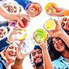 Jugendliche feiern mit Cocktails: Sie wollen dazugehören in der Welt der Erwachsenen.
