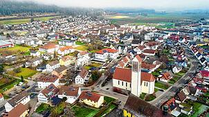 Ende November lässt sich die Stadt Blumberg aus der Vogelperspektive betrachten. Nicht zu sehen ist das fiskalische Problem, das ...