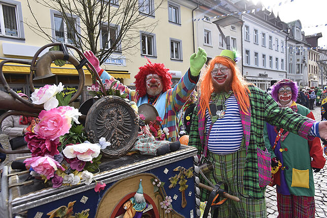 Bild 7: Bilder vom Umzug der Südstadtclowns am Fasnetmontag (Teil 2)