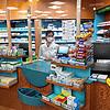 Stephanie Baskur ist seit 10 Jahren Apothekerin. Durch Corona hat sich ihr Arbeitsalltag so stark verändert wie noch nie &ndash; zum ...