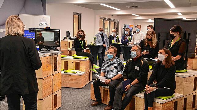 Bei einer Meet-up-Veranstaltung des Virtual Dimension Centers (VDC) St. Georgen im Technologiezentrum gehen Referenten der Frage nach, ...