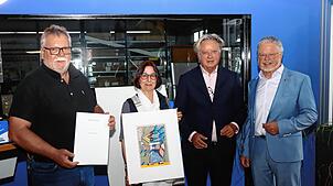 „Eule des Löwen“, so lautet der Titel eines Werkes des Künstlers Simon Dittrich. Der dritte Löwe der Nachsorgeklinik in Tannheim soll ...