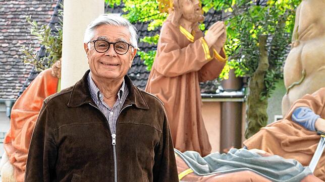 Helmut Villinger ist seit zwölf Jahren Vorsitzender des Radolfzeller Münsterbauvereins. In der jüngsten Hauptversammlung wurde er im Amt ...