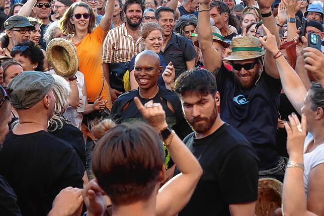 Bild 10: Skunk Anansie rockt Markdorf: 2500 Fans feiern furiosen Open-Air-Auftakt – die besten Bilder!