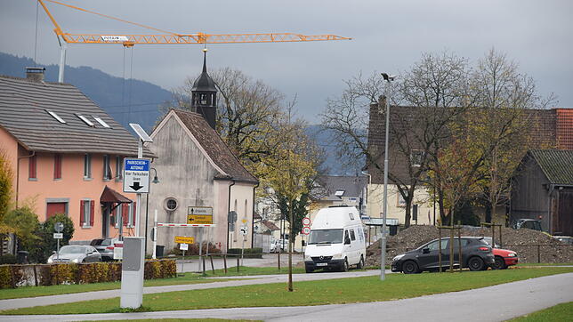 Soll künftig auf dem Parkplatz bei der Weilerkapelle in Bodman kostenfreies Parken möglich sein? Die Mehrheit des Gemeinderats war gegen ...