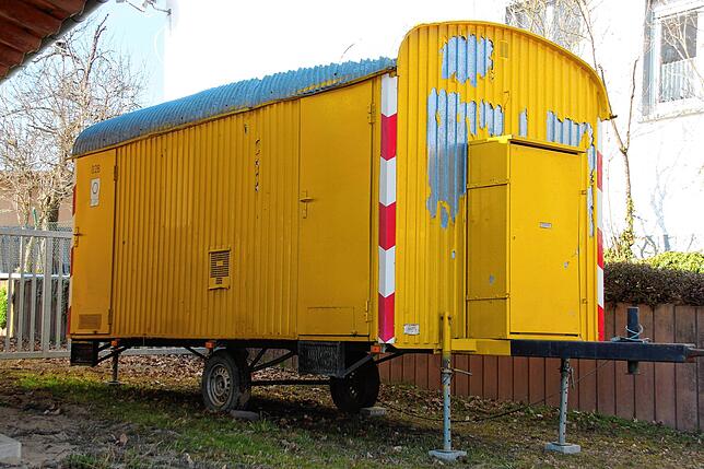 Dieser Bauwagen soll zu einem zentralen Treffpunkt für Jugendliche und junge Menschen in Wald werden.