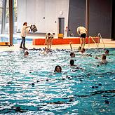 Das wichtigste Bad der Stadt für Schulen und Vereine. Das neue Schwaketenbad soll trotz Gas-Krise geöffnet bleiben.
