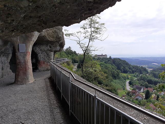 die Freundschaftshöhle