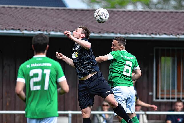 Bild 11: Der FC Tannheim schlägt den FC Bräunlingen mit 3:1 – wir haben die Fotos!