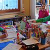 Julian, Matilda und Marius Pittermann haben sich an den Unterricht zuhause gewöhnt. Auch wenn sie die Schule und ihre Freunde vermissen, ...
