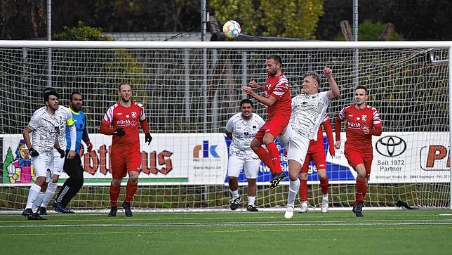 Bild 1: Spvgg. Wutöschingen gewinnt gegen Reserve des FC Tiengen 08 mit 3:0 &ndash; und wir haben Bilder!