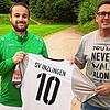 Neu: Torsten Griesshammer (rechts) &ndash; hier mit Fußball-Abteilungsleiter Daniel &bdquo;Emmel&ldquo; Frey &ndash; wird neuer Trainer ...