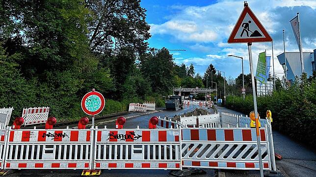 Ein schon fast gewohntes Bild in Villingen: Die Peterzeller Straße ist gesperrt.