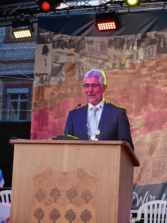 Bild 35: Bilder vom Fest anlässlich des 75. Jubiläums der Stadterhebung Wehrs