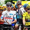 Tadej Pogacar (vorne links) und Jonas Vingegaard (vorne rechts) vor dem Start der 14. Etappe im Jahr 2023.