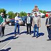 Beim Ministerbesuch in Bonndorf (von links): Die Landwirte Markus Kaiser (Bernau) und Wilfried Kaiser (Stühlingen-Wangen), ...