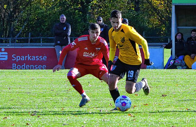 Bild 11: Die besten Bilder von der Landesligapartie zwischen dem FC Überlingen und dem FC Gutmadingen