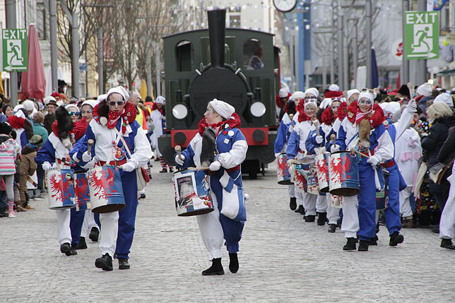Bild 8: Bilder vom Glonki-Umzug am Fasnetmontag