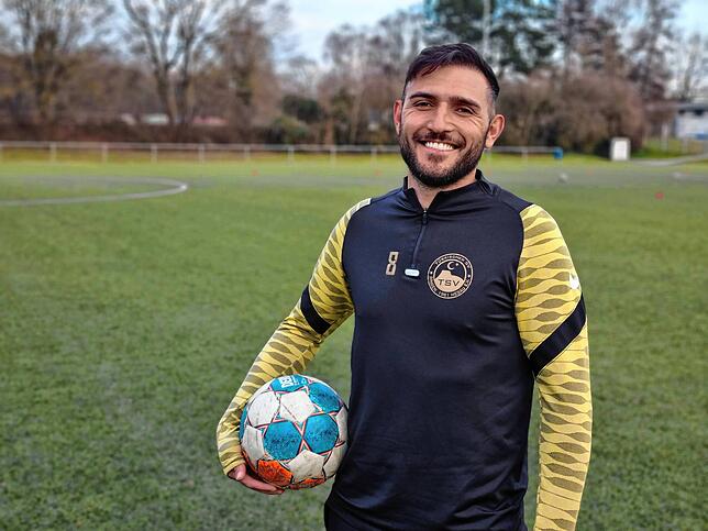 Gani Hamdushi leistet einen großen Beitrag zur stabilen Defensive des Türk. SV Singen.