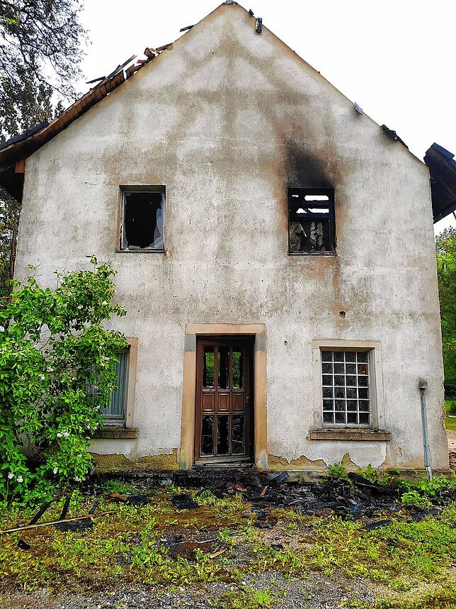 Bild 3: So sieht es am Tag nach dem Brand in Schwackenreute aus