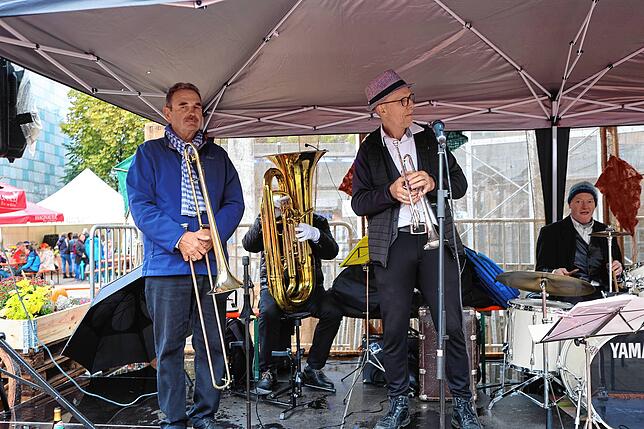 Bild 8: Konstanz feiert das 49. Suserfest: Der junge Wein lockt die Besucher